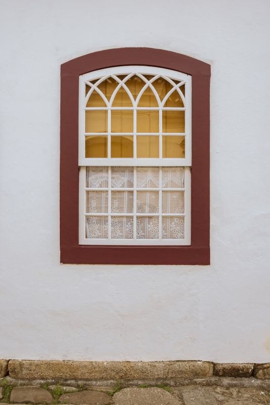 Curved Window Repair in Kansas City, KS